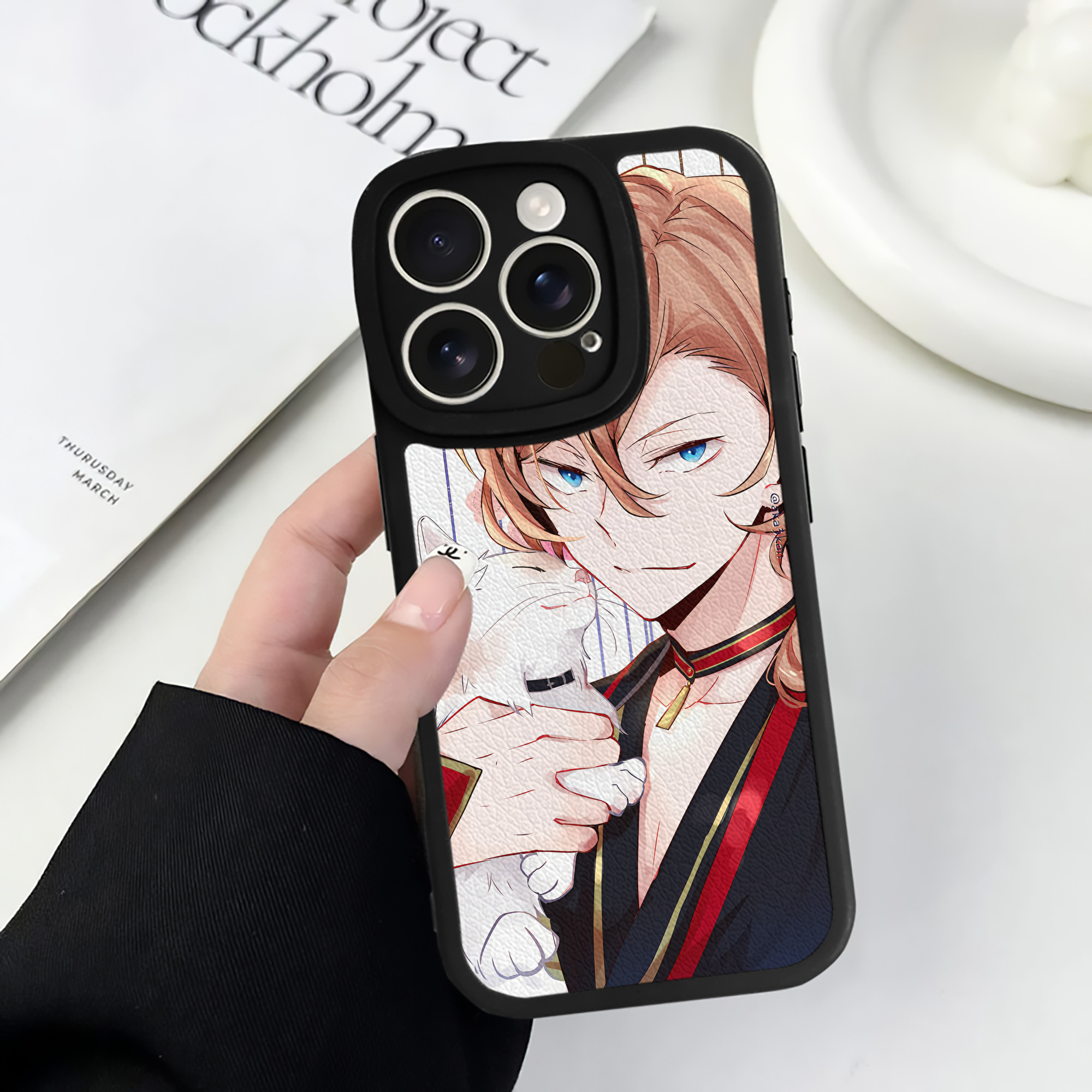 （画像用） 文豪ストレイドッグス Bungo Stray Dogs 【iPhone 16シリーズ対応】シリコンスマホケース（レザー調） 材質：シリコン